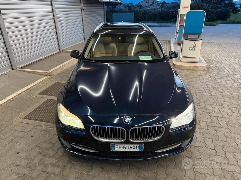Usata BMW 520 Efficient Dynamics 184 CV (135 kW) 2011 Blu Station wagon