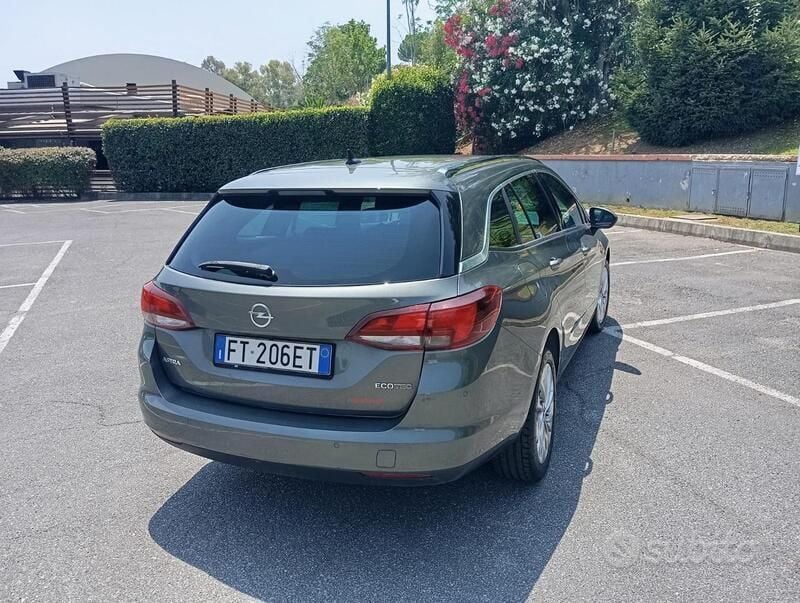 Usata Opel Astra 110 CV (80 kW) 2018 Grigio Station wagon