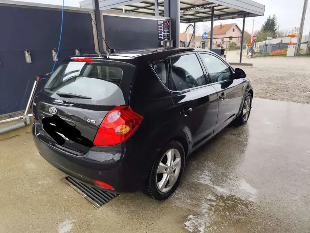 Usata Kia Ceed GT 90 CV (66 kW) 2008 Berlina