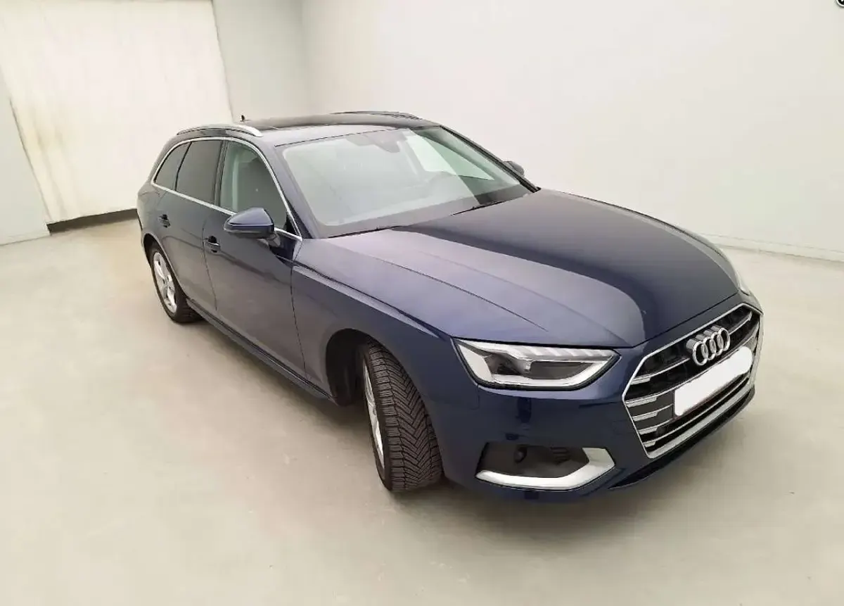 Usado Audi A4 Advanced Plus 136 CV (100 kW) 2022 Other Familiar