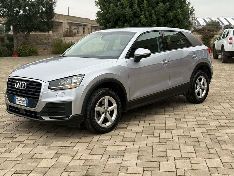 Usata Audi Q2 Ambiente 116 CV (85 kW) 2018 Grigio SUV