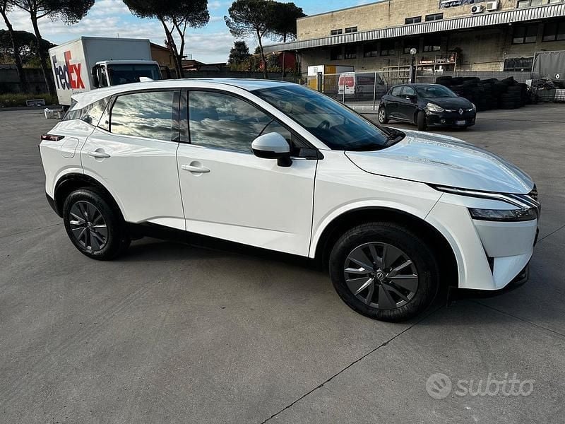 Bianco Usata 2024 Nissan Qashqai SUV | 22.000 € (Super prezzo) - Immagine 1/4