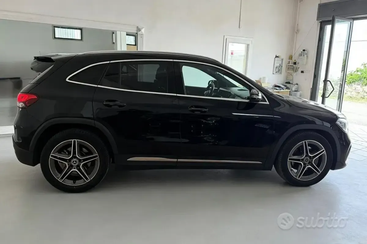 Usata Mercedes GLA220 Premium 190 CV (139 kW) 2020 Nero SUV