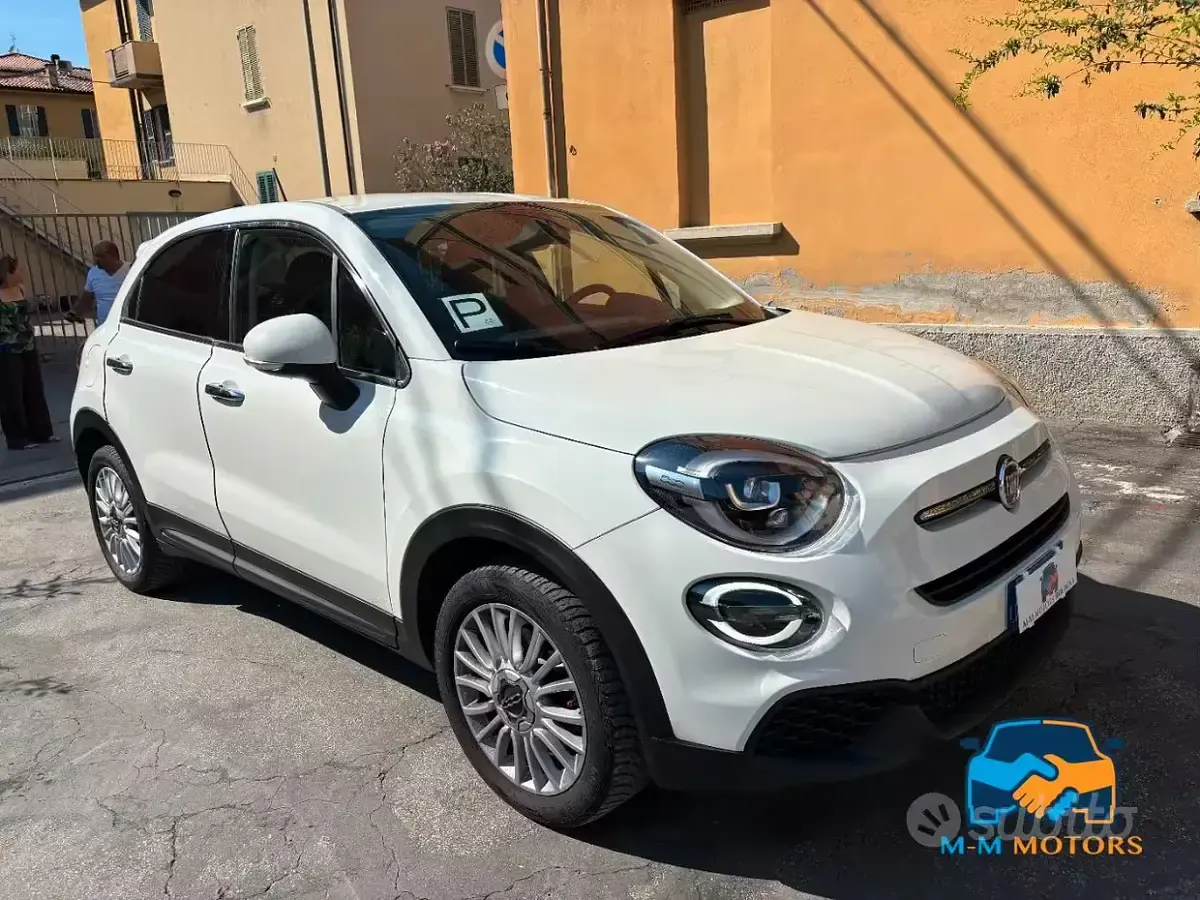 Usata Fiat 500X Business 120 CV (88 kW) 2018 Bianco SUV