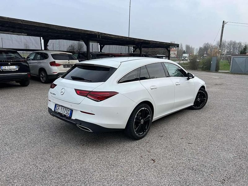 Usata Mercedes CLA220 Shooting Brake 190 CV (139 kW) 2020 Bianco Station wagon