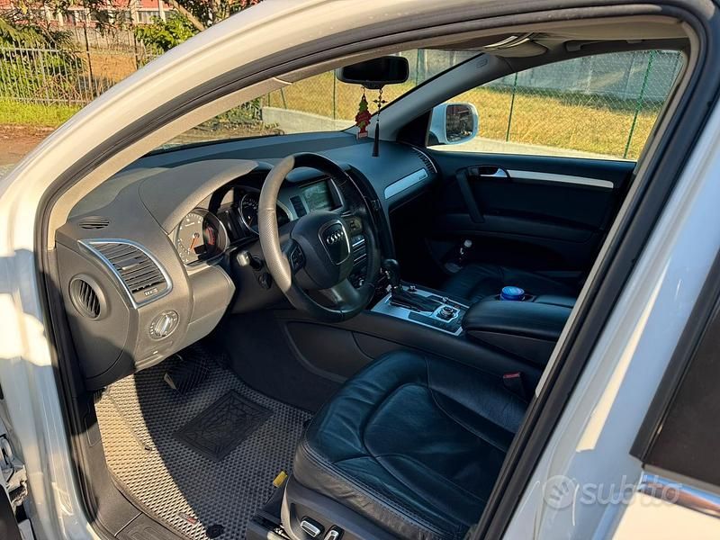 Usata Audi Q7 Ambiente 240 CV (176 kW) 2009 Bianco SUV