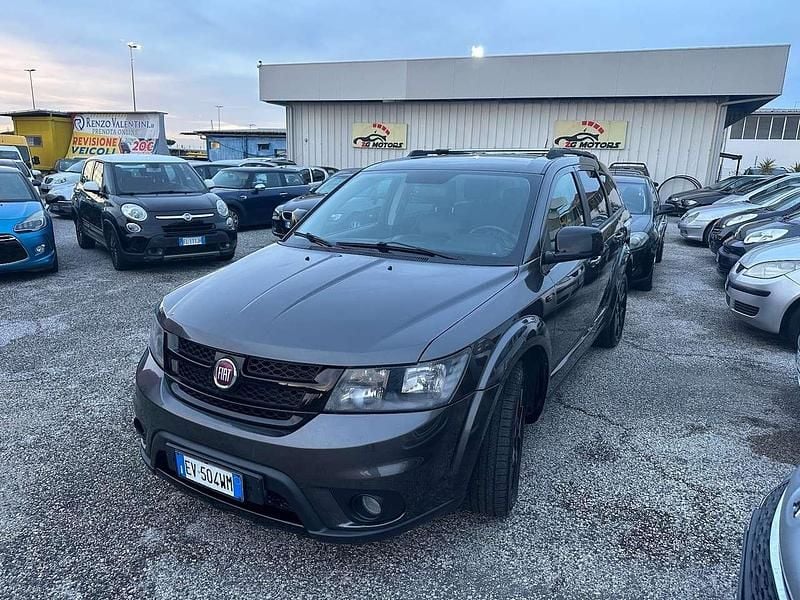 Grigio Usata 2015 Fiat Freemont SUV | 7500 € (Buon prezzo) - Immagine 1/4