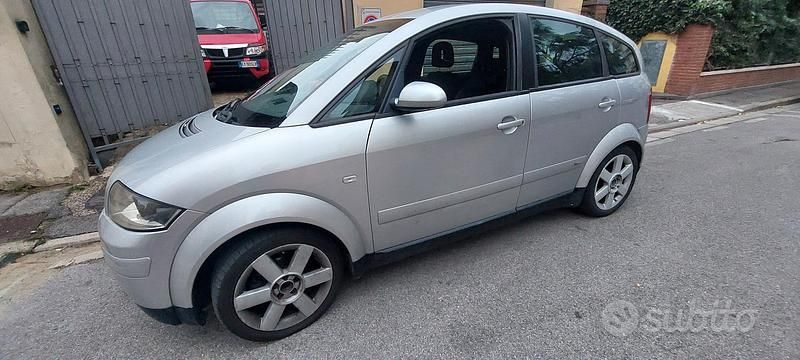 Usata Audi A2 90 CV (66 kW) 2004 Grigio Utilitaria
