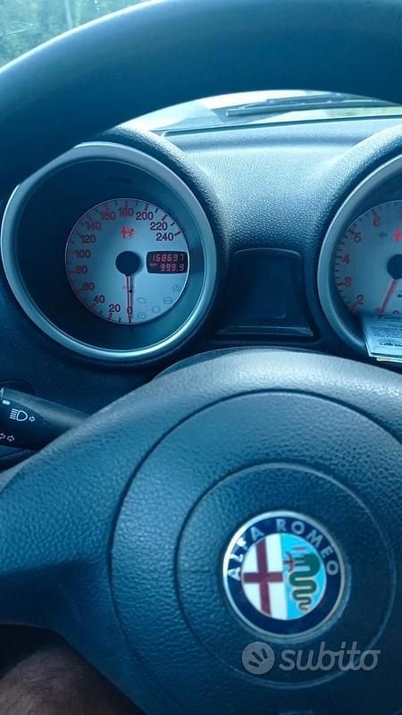 Nero Usata 2003 Alfa Romeo 156 Tre volumi | 1500 € (Super prezzo) - Immagine 1/4