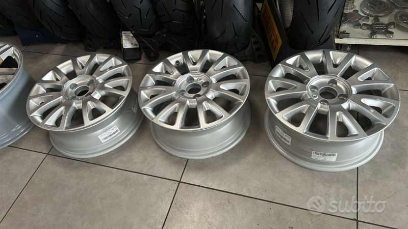 Usata Renault Clio II Dynamique 85 CV (62 kW) 2008 Berlina