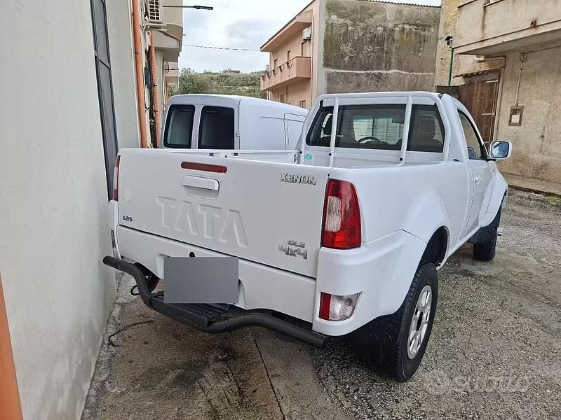 Usata Tata Xenon 150 CV (110 kW) 2012 Bianco Pick-up