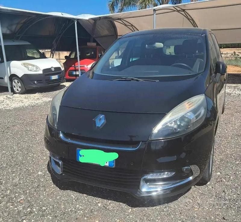 Usata 2012 Renault Scénic III XMOD | 4800 € (Ottimo prezzo) - Immagine 1/4