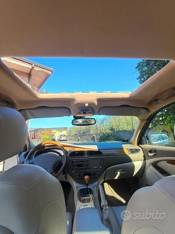 Usata Jaguar S-Type Executive 238 CV (175 kW) 2001 Blu Berlina