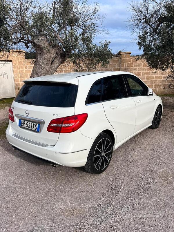 Usato 2013 Mercedes B180 Diesel (9.000 €)