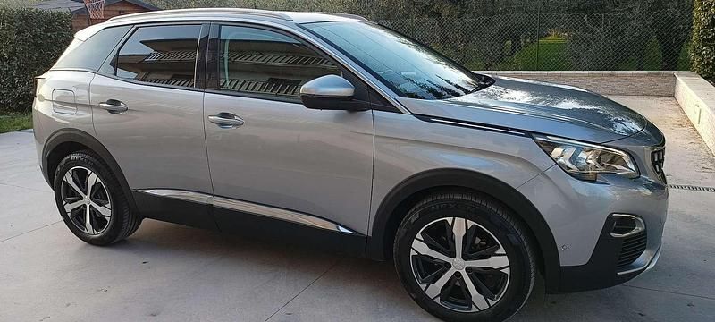 Usata Peugeot 3008 Allure 131 CV (96 kW) 2019 SUV