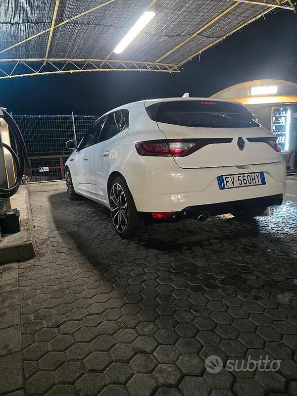 Usata Renault Mégane IV 116 CV (85 kW) 2018 Bianco Berlina