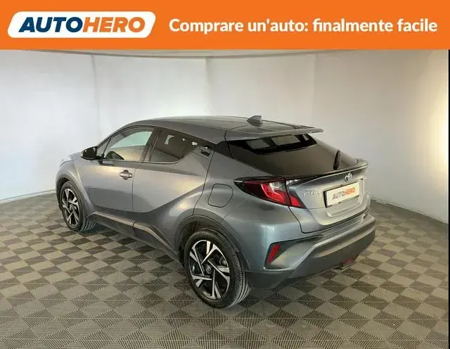 Usata Toyota C-HR Trend 122 CV (89 kW) 2022 Grigio SUV