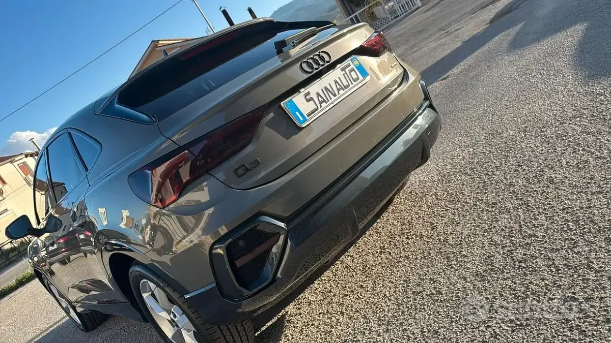 Usata Audi Q3 150 CV (110 kW) 2022 Grigio SUV