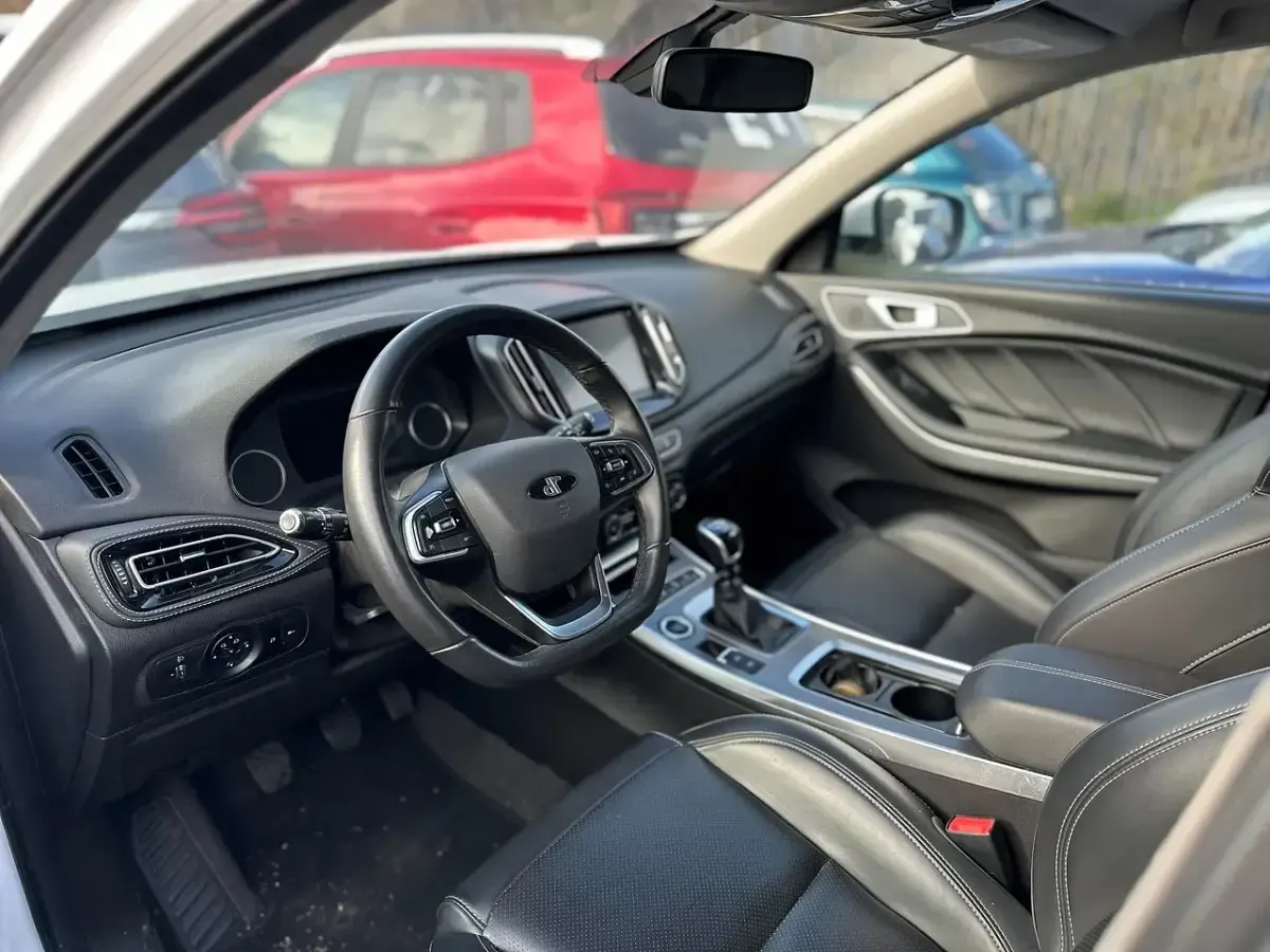 Usata DR F35 154 CV (113 kW) 2022 Bianco SUV