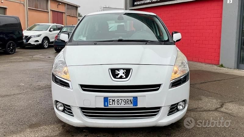 Usata Peugeot 5008 Allure 150 CV (110 kW) 2012 Bianco Monovolume