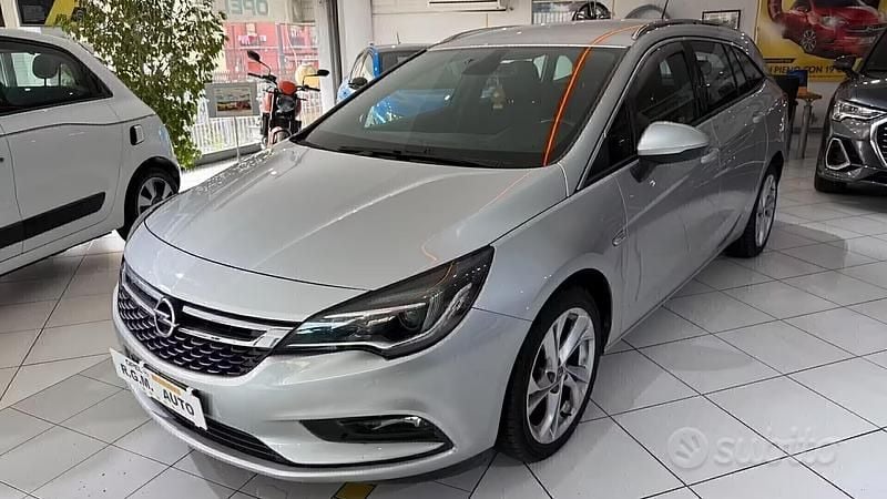 Usata Opel Astra 110 CV (80 kW) 2017 Nero Station wagon