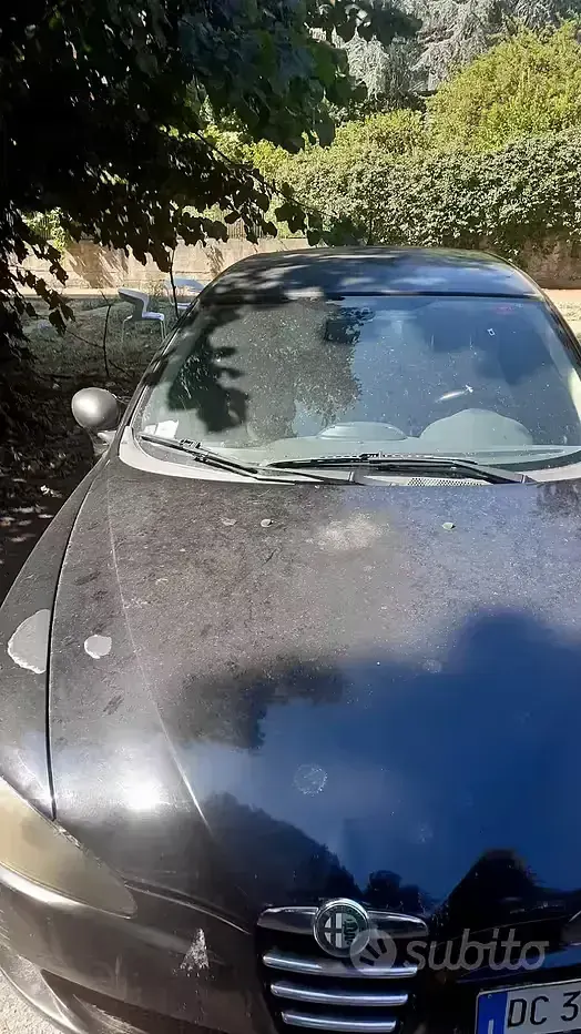 Usata Alfa Romeo 147 105 CV (77 kW) 2006 Nero Utilitaria