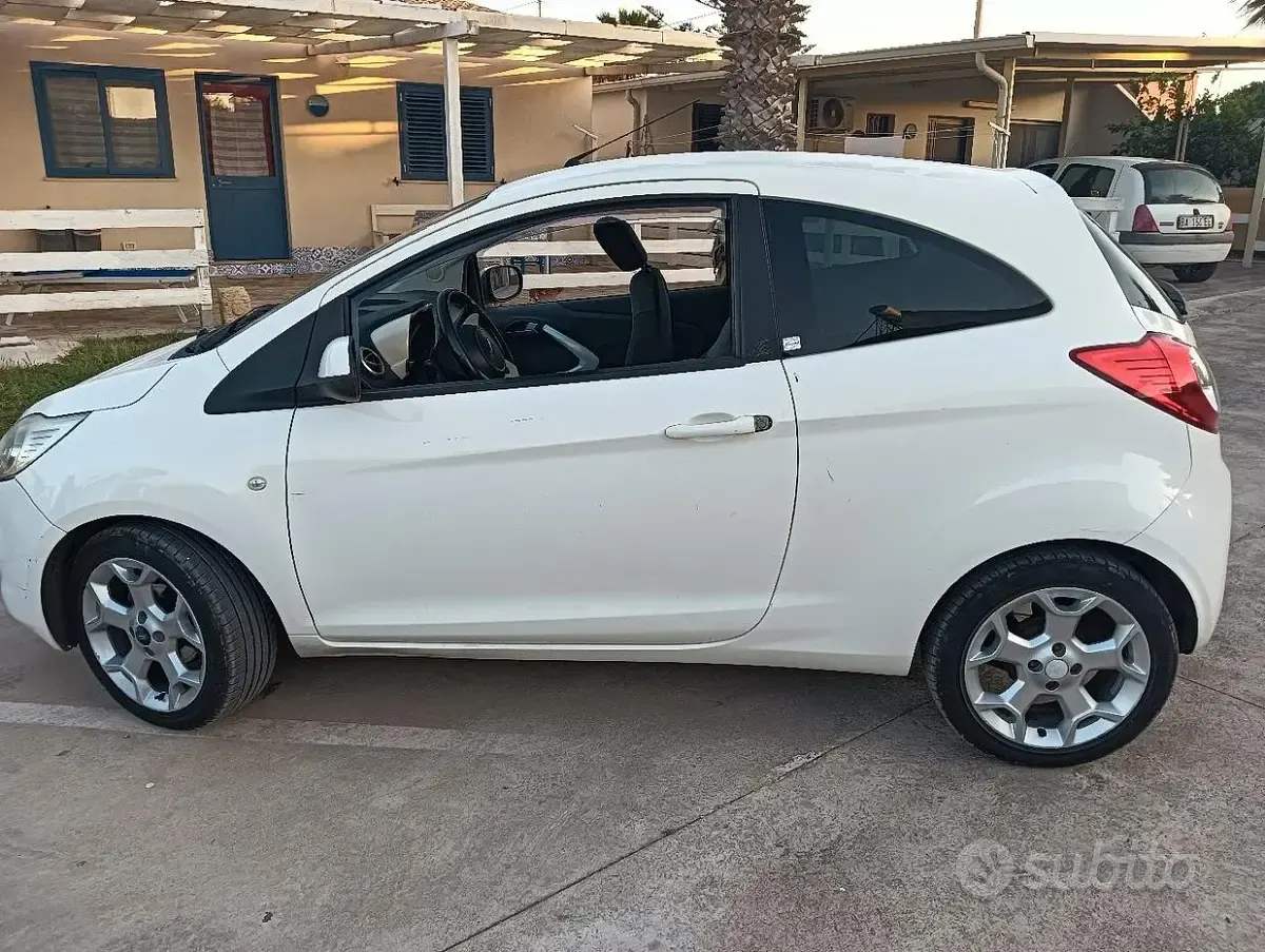 Usata Ford Ka Titanium 69 CV (50 kW) 2013 Utilitaria
