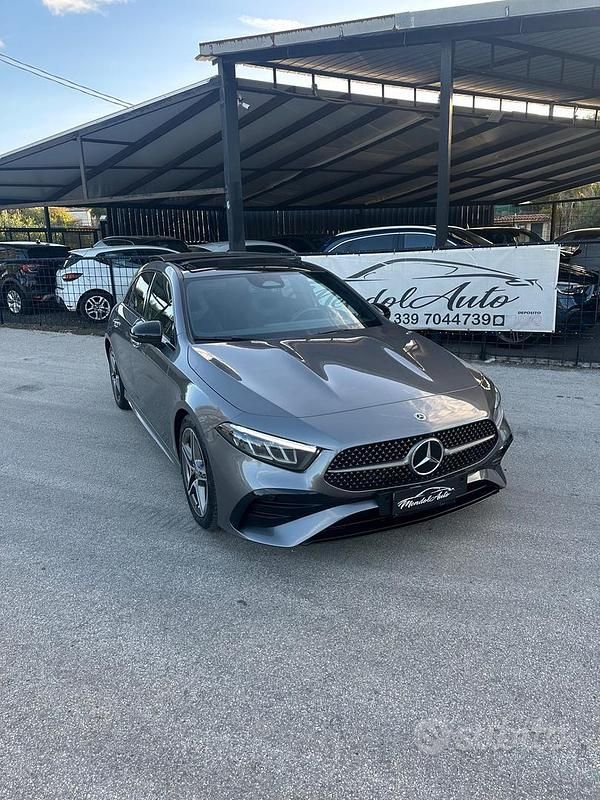 Usata Mercedes A180 AMG Line Premium 115 CV (84 kW) 2023 Grigio Berlina