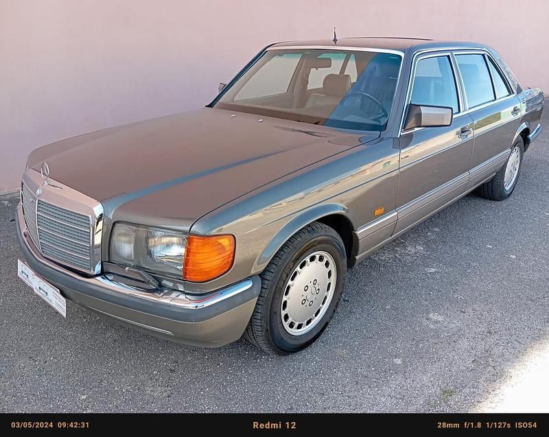 Usata Mercedes 560 299 CV (219 kW) 1986 Marrone Berlina