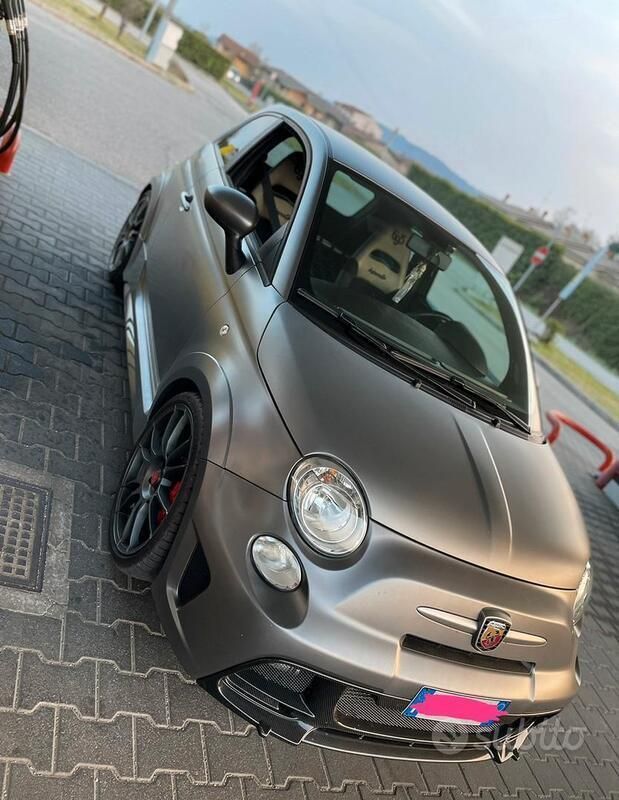 Usata Abarth 695 190 CV (139 kW) 2015 Grigio Utilitaria