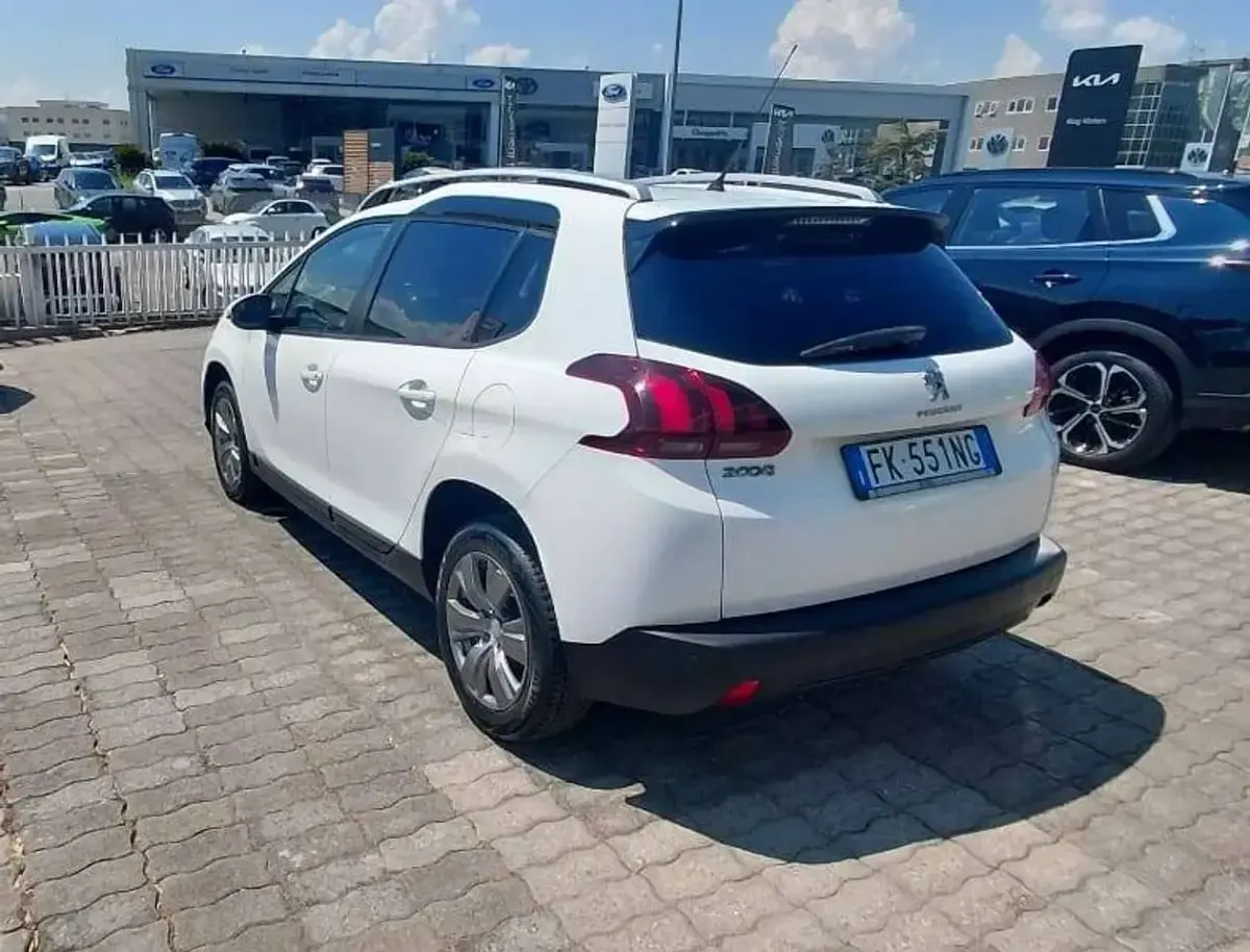Usata Peugeot 2008 Allure 99 CV (72 kW) 2017 Other SUV
