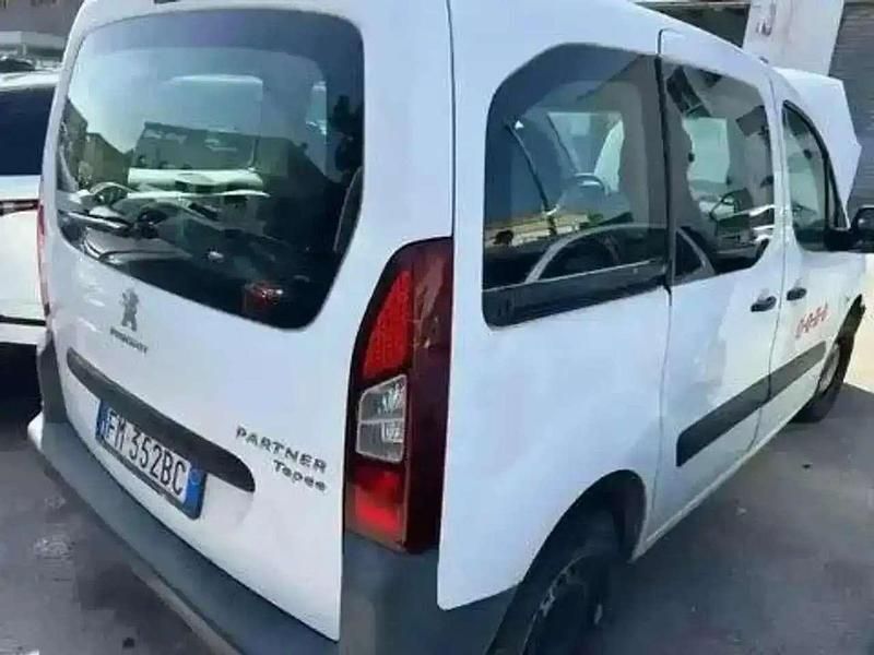 Usata Peugeot TePee 75 CV (55 kW) 2017 Bianco Furgone