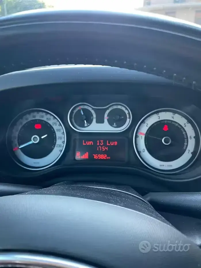 Usata Fiat 500L 85 CV (62 kW) 2015 Rosso Monovolume