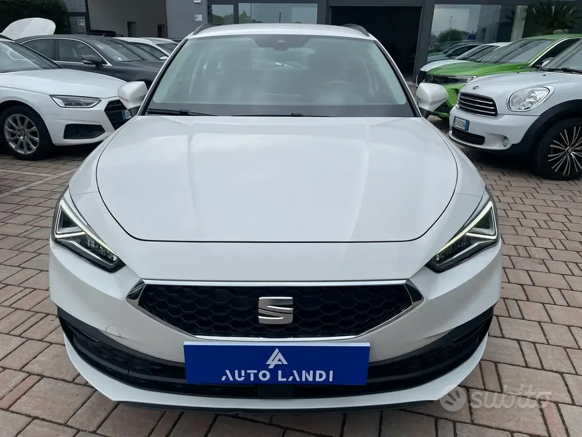 Usata Seat Leon Business 90 CV (66 kW) 2023 Bianco Station wagon