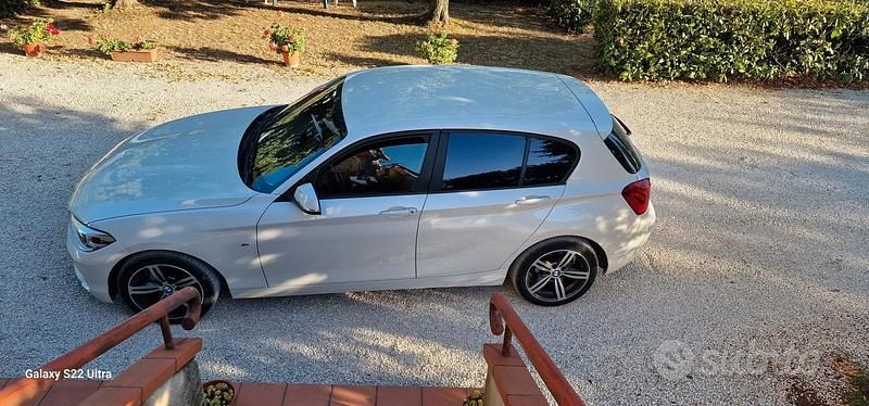 Usata BMW 120 Sport Line 190 CV (139 kW) 2015 Bianco Utilitaria