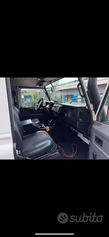 Occasion Land Rover Defender 86 ch (63 kW) 1998 Blanc SUV