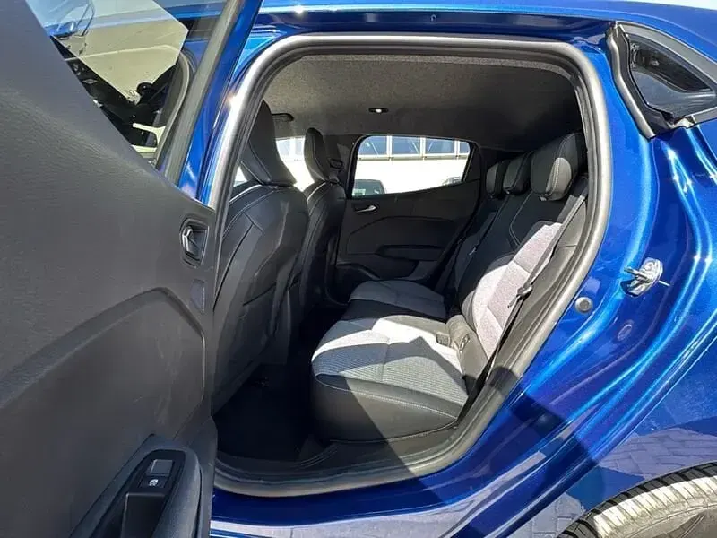 Usata Renault Clio Techno 91 CV (66 kW) 2025 Blu Utilitaria