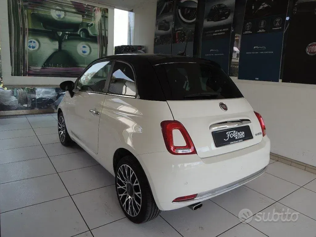 Usado Fiat 500 Dolcevita 69 CV (50 kW) 2023 Gris Utilitario
