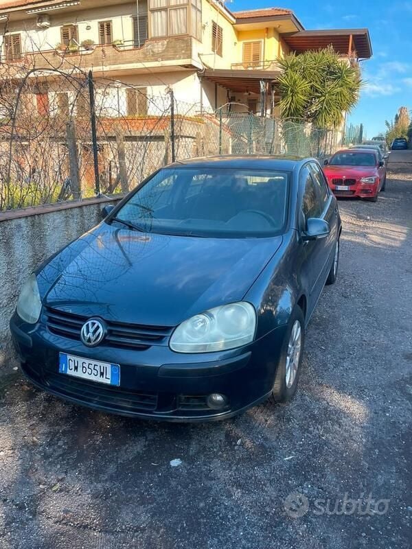 Blu Usata 2005 VW Golf V Tre volumi | 3500 € (Ottimo prezzo) - Immagine 1/4