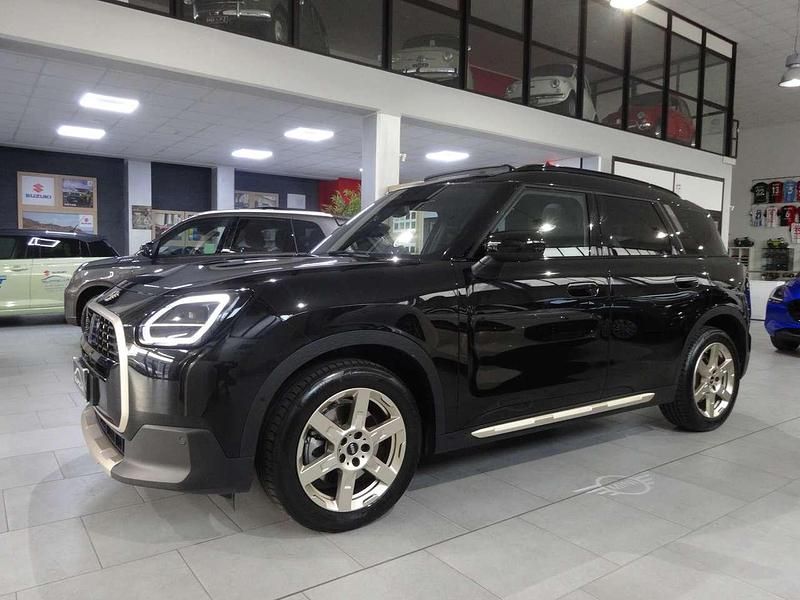 Usata Mini Cooper Countryman Favoured 170 CV (125 kW) 2024 Nero SUV