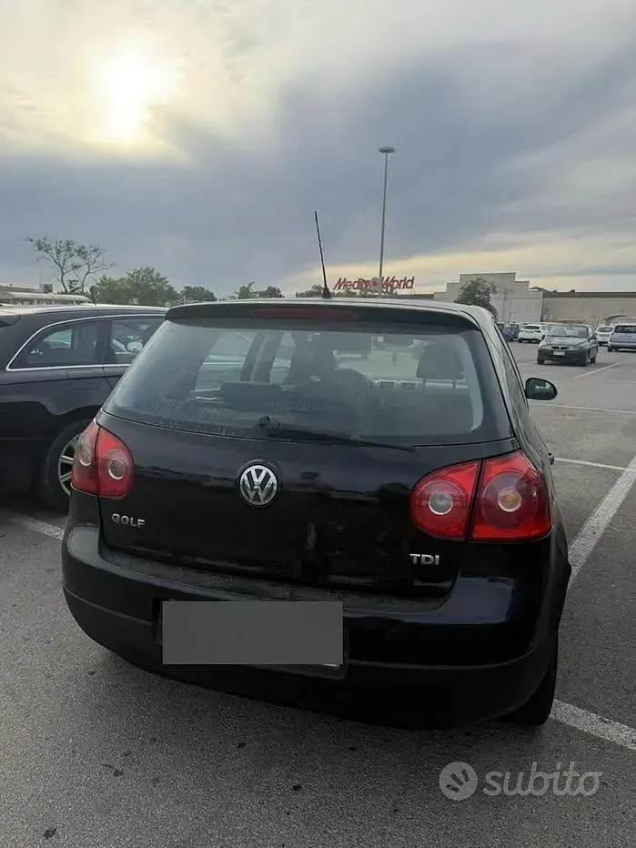 Usata VW Golf V 105 CV (77 kW) 2007 Nero Berlina