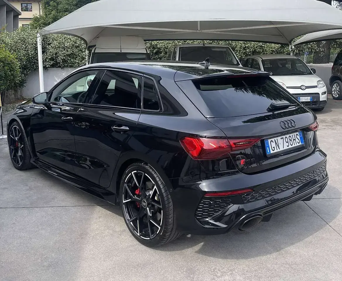 Usata Audi RS3 Ambiente 400 CV (294 kW) 2023 Nero Berlina