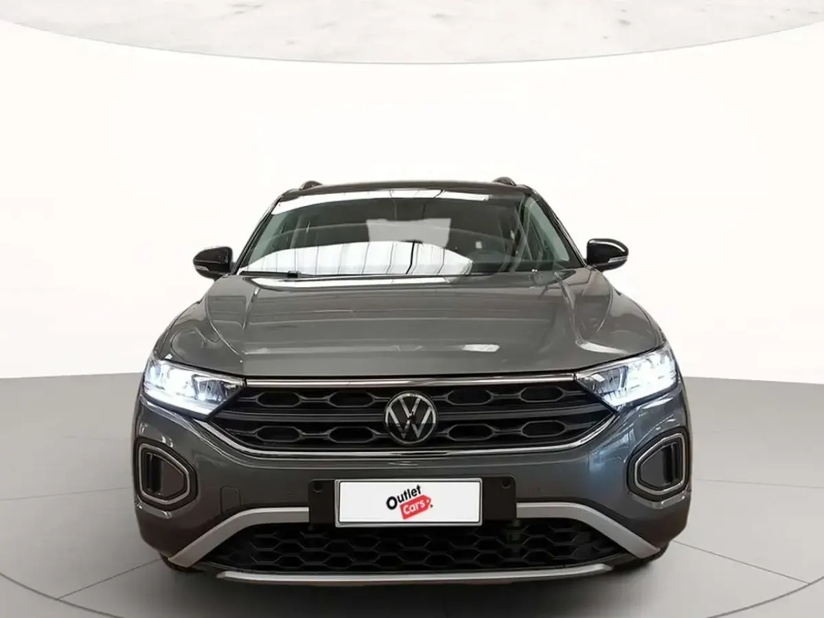 Usata VW T-Roc Life 150 CV (110 kW) 2025 Indium grey metallizzato nero SUV