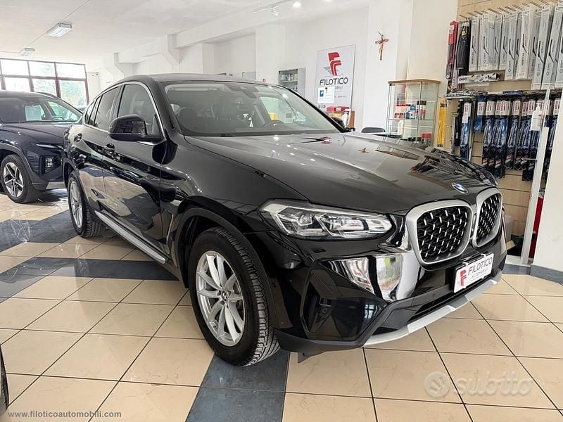 Usata BMW X4 190 CV (139 kW) 2023 Nero SUV