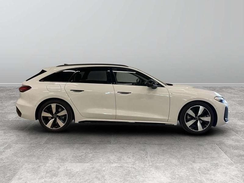 Usata Audi A5 S-Line 204 CV (150 kW) 2025 Bianco ghiacciaio metallizzato Station wagon