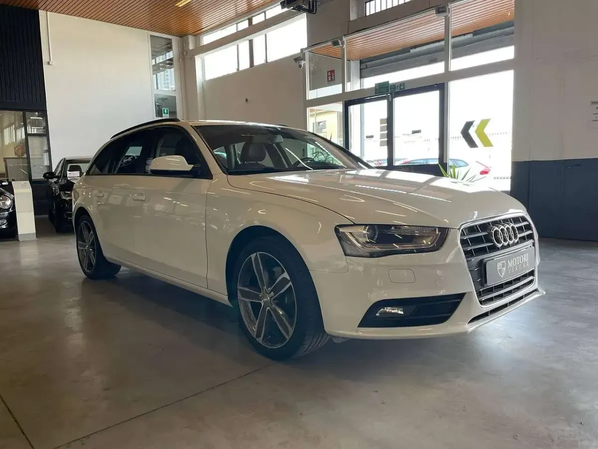 Usata Audi A4 Business 150 CV (110 kW) 2014 Bianco Station wagon