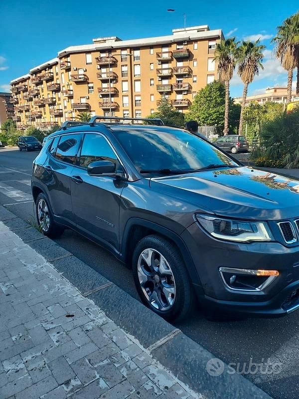 Usata Jeep Compass Limited 120 CV (88 kW) 2020 Grigio SUV