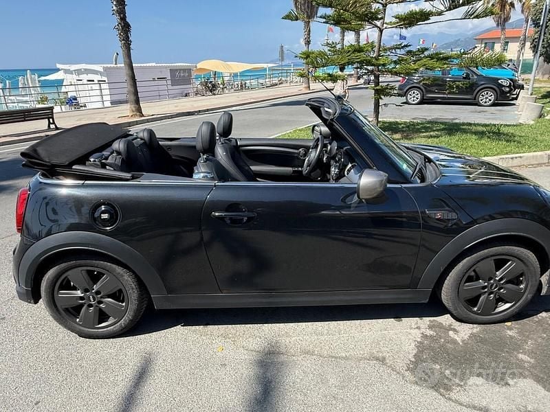 Usata Mini Cooper S Cabriolet 178 CV (130 kW) 2023 Nero Cabrio