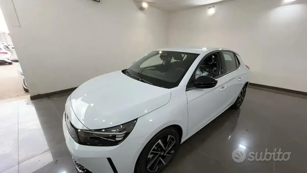 Nuova Opel Corsa 101 CV (74 kW) 2026 Bianco Utilitaria