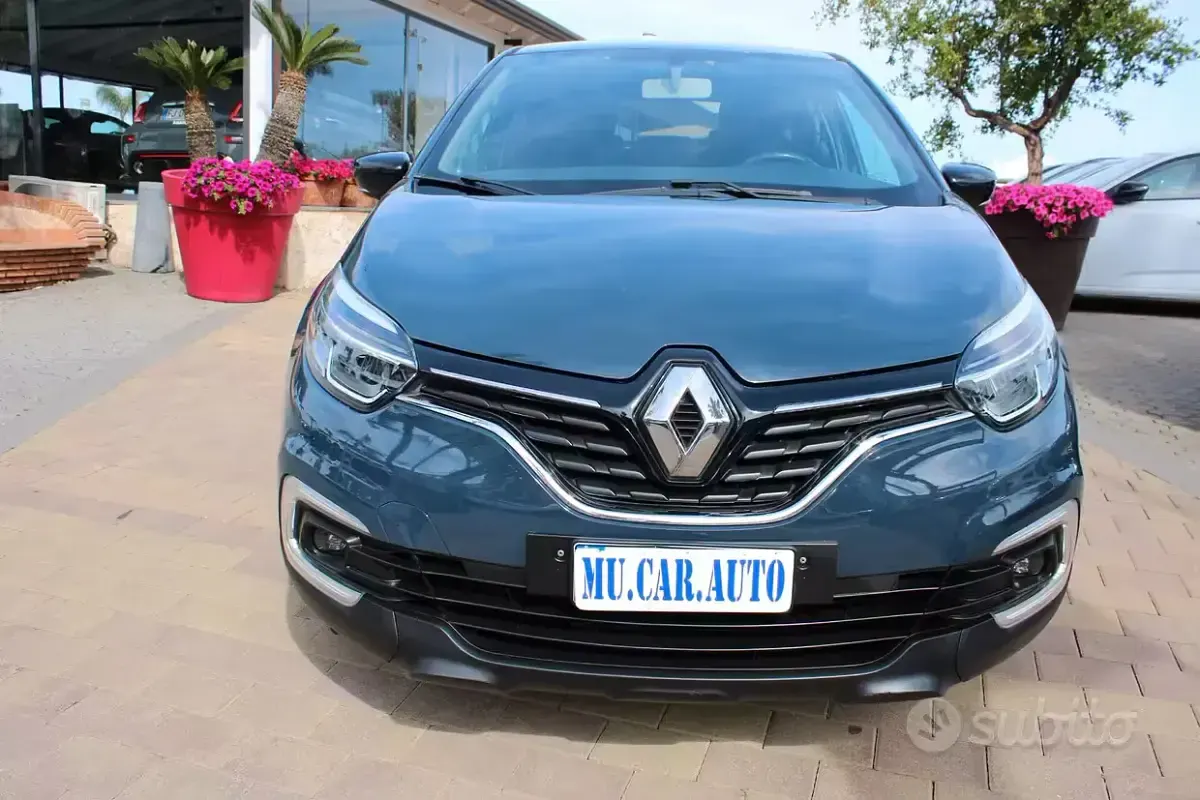 Usata Renault Captur 90 CV (66 kW) 2019 Grigio SUV